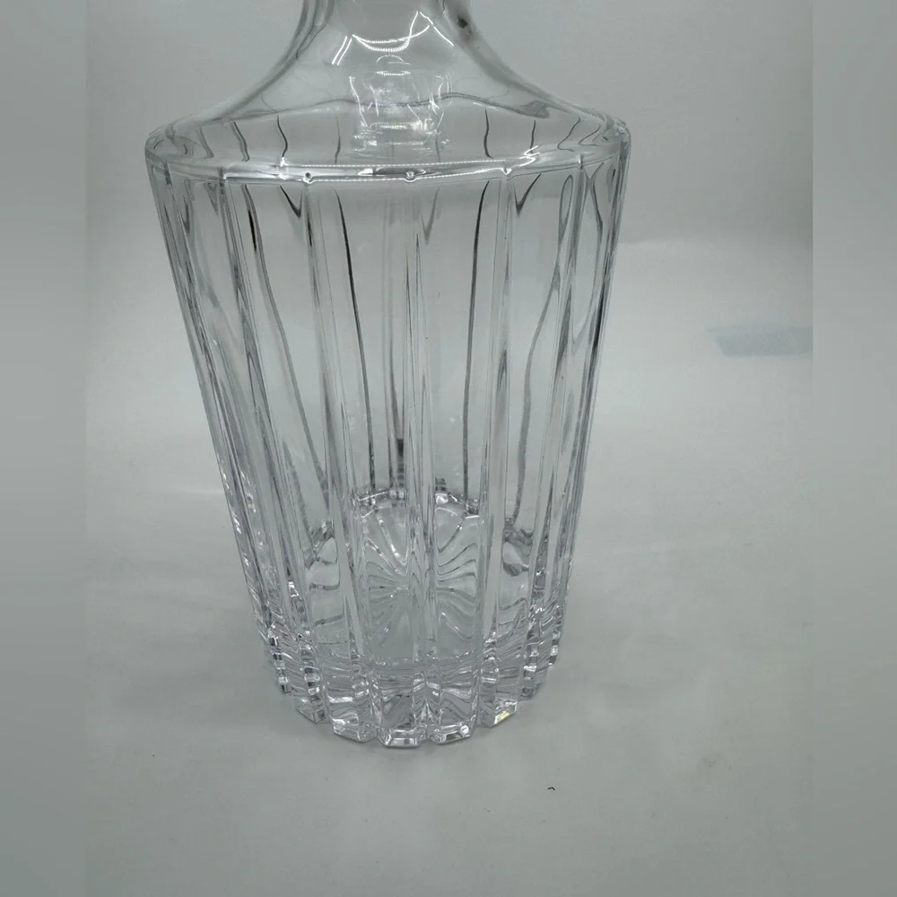 Williams Sonoma Dorset Crystal Decanter w/Stopper